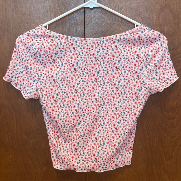 SHEIN Floral Print Crop Top - Picture 5 of 6